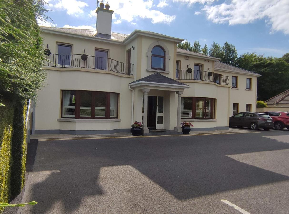 Ma Dwyer'S Guest Accommodation นาวัน ภายนอก รูปภาพ