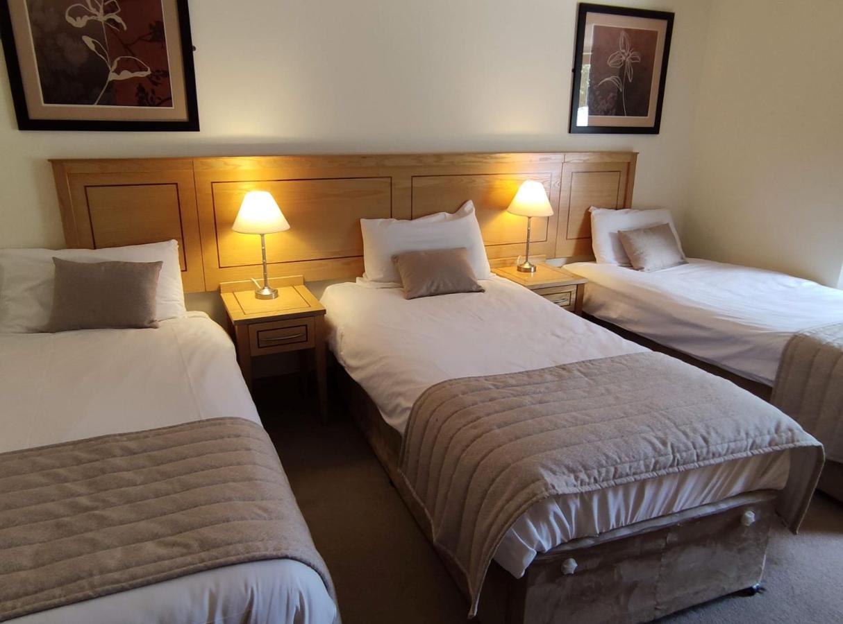 Ma Dwyer'S Guest Accommodation นาวัน ภายนอก รูปภาพ