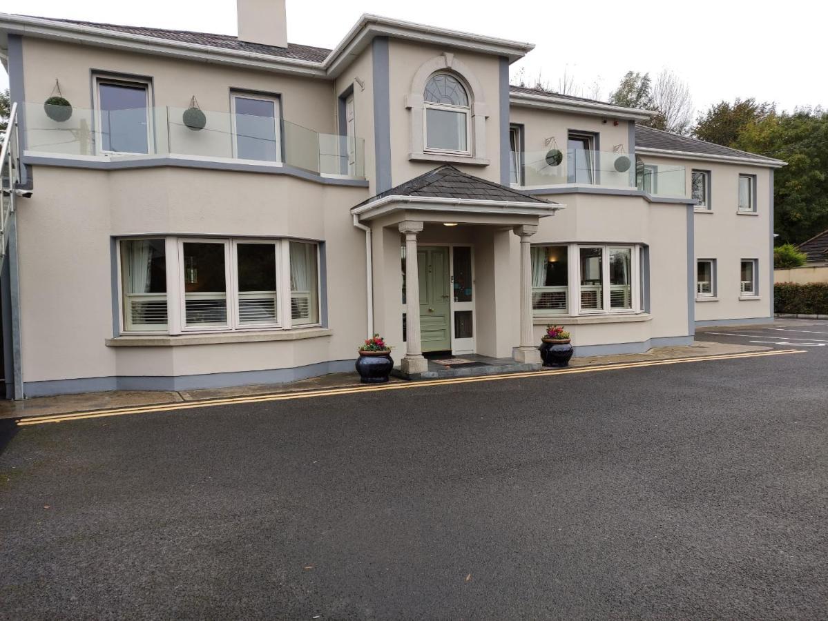 Ma Dwyer'S Guest Accommodation นาวัน ภายนอก รูปภาพ